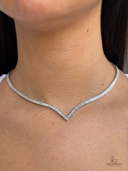 שרשרת טניס 42CM מעוצבת באבני קריסטל וכסף 925 מבית Crystallia לחווית יוקרה יומיומית.